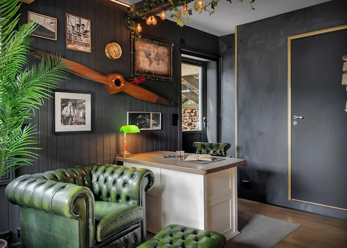 The Arctic Totem - Ice Bear & Sami Winter Garden *