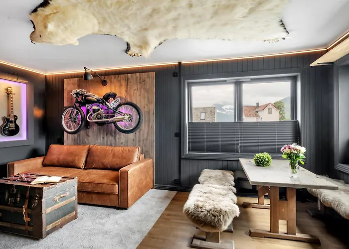 The Arctic Totem - Ice Bear & Sami Winter Garden Tromsø